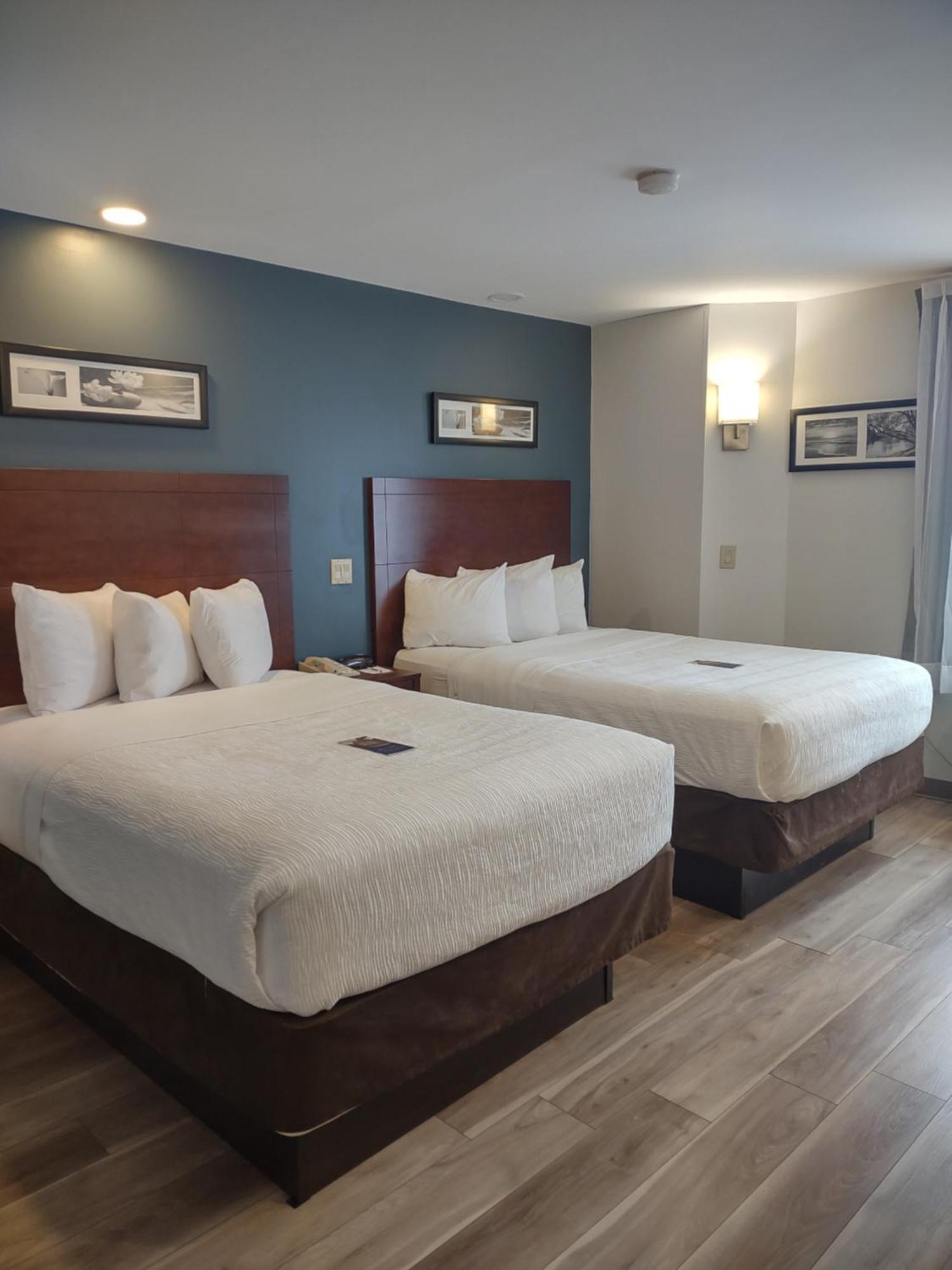 Baymont By Wyndham Flat Rock Hotel Kültér fotó